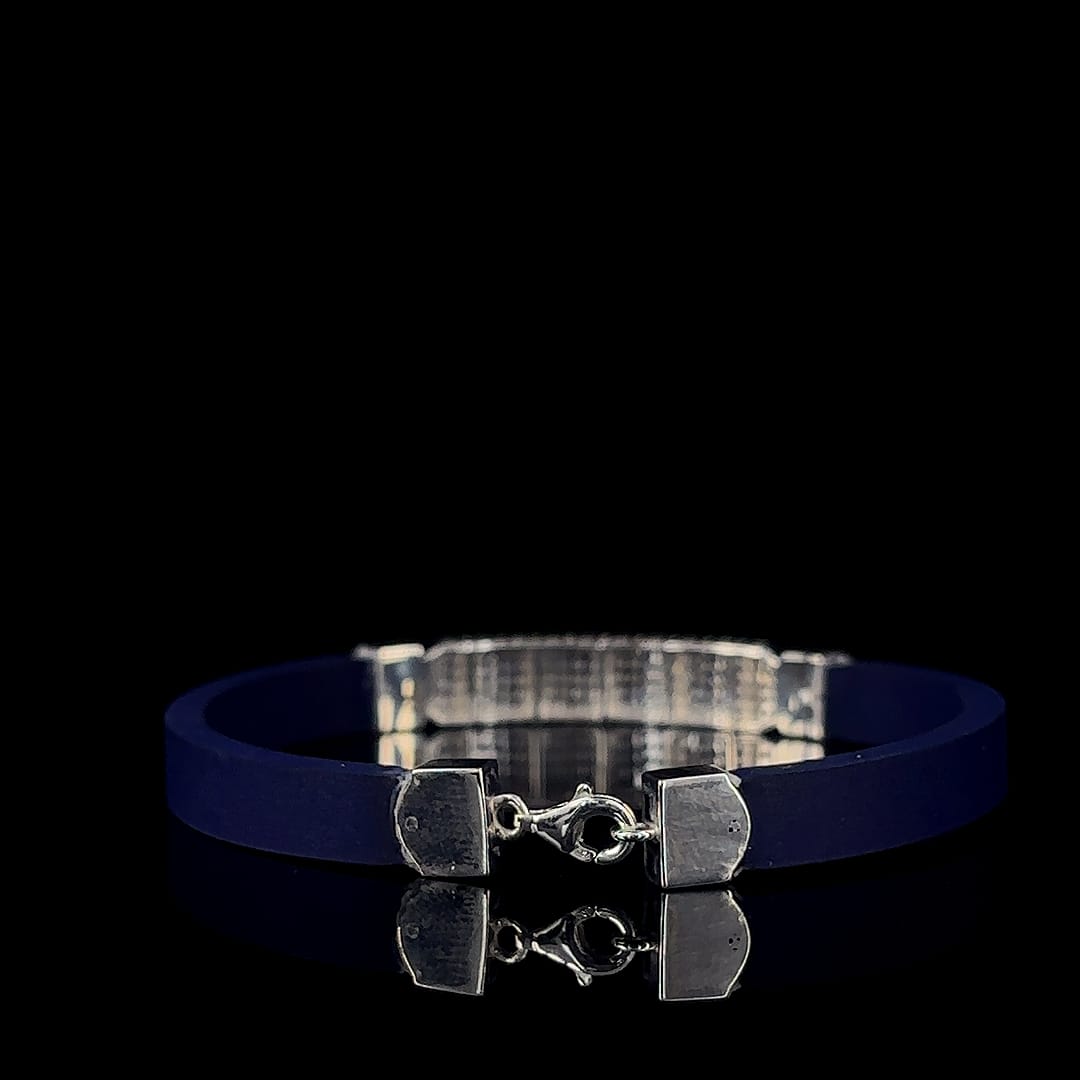 Men's navy bracelet with brushed silver clasp